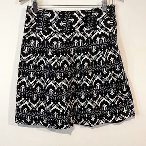 H&M  A-Line Mini Skirt. Size‎ 6. Cotton. Black Print.